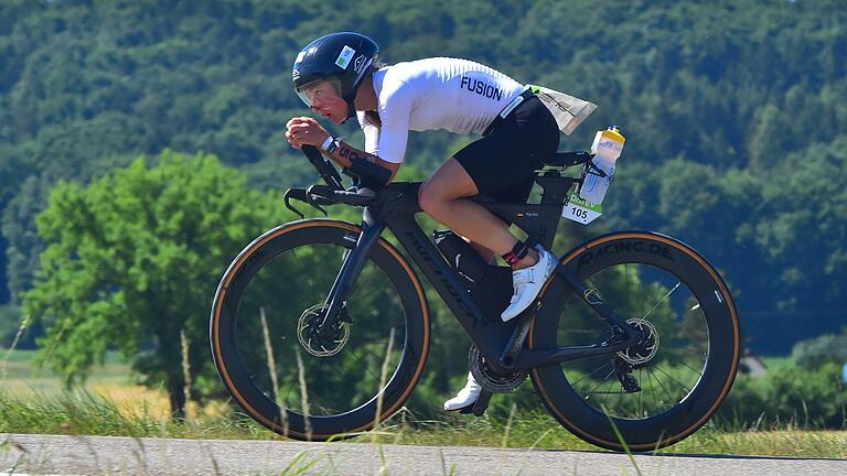 Maja Betz (Archivbild vom Wettkampf in Roth) kam beim Langdistanz-Triathlon in Italien als 14. des Profirennens in Ziel.