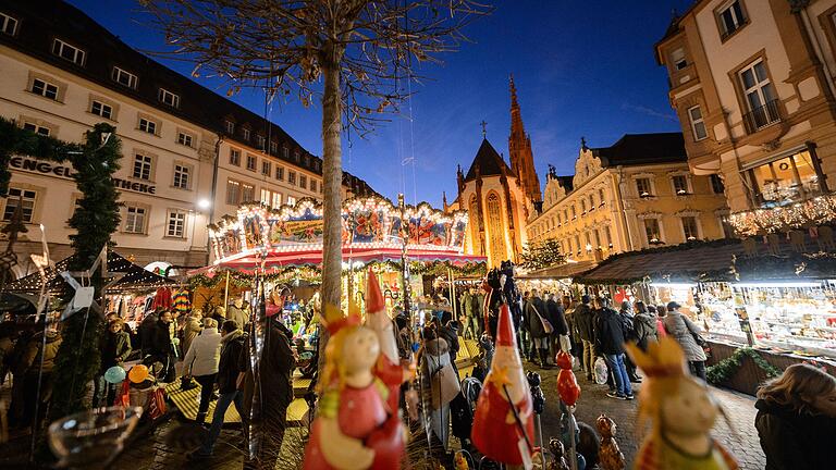 Der Weihnachtsmarkt in Würzburg gehört zu den größten in Unterfranken. Doch auch in anderen Städten und Gemeinden in der Region gibt es viele Weihnachts- und Wintermärkte.