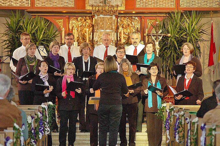 Chorkonzerte, wie hier in der Stadtpfarrkirche Bad Königshofen prägten einst das gesangliche Leben. Chorkonzerte, wie hier in der Stadtpfarrkirche Bad Königshofen prägten einst das gesangliche Leben.