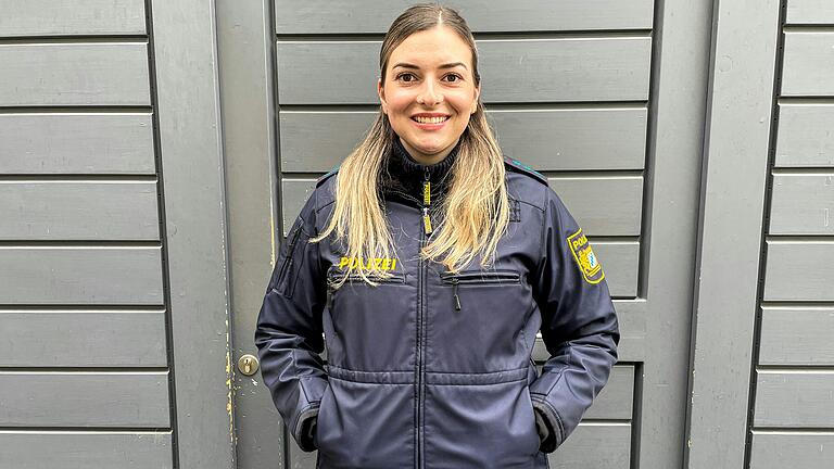 Leandra Podrazil gefällt es in der Karlstadter Dienststelle: 'Ich könnte mir gut vorstellen, hier länger zu bleiben.' Leandra Podrazil gefällt es in der Karlstadter Dienststelle: 'Ich könnte mir gut vorstellen, hier länger zu bleiben.'