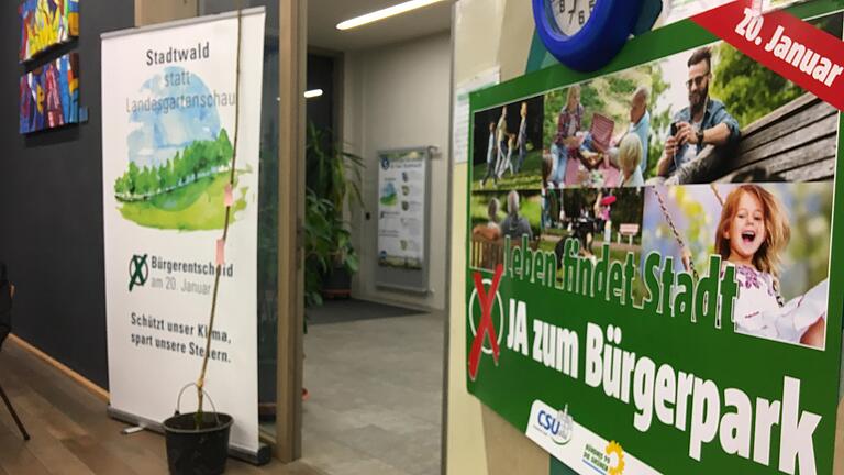 Die Linken veranstalteten eine Podiumsdiskussion zum Bürgerentscheid am 20. Januar, wo die Schweinfurter darüber entscheiden, ob sie in den Ledward-Kasernen und am Kessler Field einen Stadtwald oder einen Bürgerpark mit Landesgartenschau wollen. Die Linken veranstalteten eine Podiumsdiskussion zum Bürgerentscheid am 20. Januar, wo die Schweinfurter darüber entscheiden, ob sie in den Ledward-Kasernen und am Kessler Field einen Stadtwald oder einen Bürgerpark mit Landesgartenschau wollen.