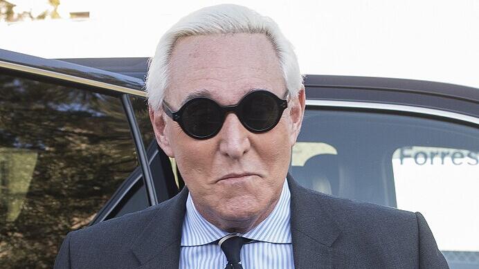 Haft für Trump-Vertrauten: Ankläger treten nach Einmischung zurüc - Roger Stone, der langjährige Vertraute von US-Präsident Donald Trump, sollte sieben bis neun Jahre hinter Gitter, was den Mann im Weißen Haus empörte. Haft für Trump-Vertrauten: Ankläger treten nach Einmischung zurüc - Roger Stone, der langjährige Vertraute von US-Präsident Donald Trump, sollte sieben bis neun Jahre hinter Gitter, was den Mann im Weißen Haus empörte.