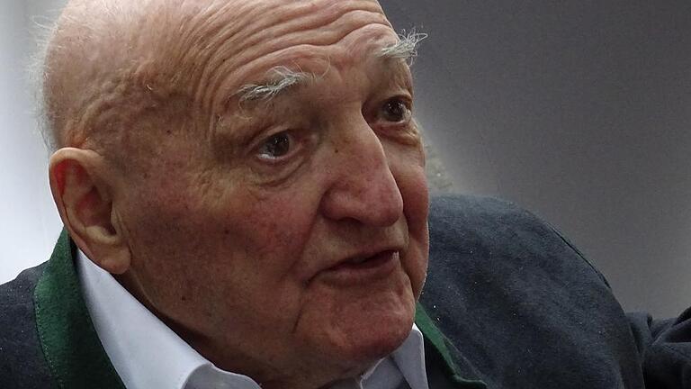 Rudolf Schardt wird an diesem Dienstag 90 Jahre alt. Das Bild zeigt ihn beim Besuch des Tages der Franken im Juli.