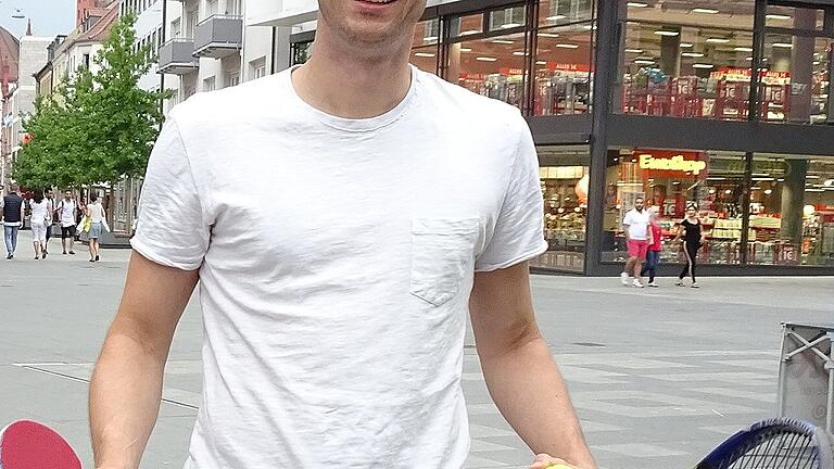 In den Sommermonaten schlägt sein Herz für Tennis, den Rest vom Jahr fürs Tischtennis: Nico Christ, Neuzugang des Regionalligisten SB Versbach.