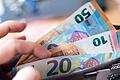 Geldbörse.jpeg       -  Auch 2025 sollen Kindergeld und Kinderzuschlag erhöht werden.