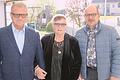 Seit 50 Jahren sind Karl-Heinz und Monika Fleischmann aus Altenschönbach verheiratet. Dazu gratulierte Prichsenstadts Bürgermeister René Schlehr (rechts) den beiden.