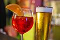 Trendgetränke.jpeg       -  Bei deutschen Touristen besonders beliebte Kombination: Birra und Aperol Spritz.