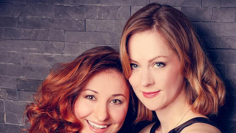 Maryna Zubko und Tatiana Orlova . Foto: Sergej Nikitin - Maryna Zubko und Tatiana Orlova . Foto: Sergej Nikitin Maryna Zubko und Tatiana Orlova . Foto: Sergej Nikitin - Maryna Zubko und Tatiana Orlova . Foto: Sergej Nikitin