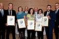 40 Jahre bei der Raiba (von links): Direktor Manfred Heuer, Reinhard Stamm, Rita Hartmann, stellvertretender AR-Vorsitzender Lothar Wiesmann, Annemarie Spath, stellvertretender AR-Vorsitzender Dieter Schneider, Brigitte Köhler, Stefan Hoffmann, Direktor Andreas Fella.