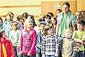 Noch einmal alles geben: Zum Abschluss der Kinderstadtranderholung singen die Kinder zusammen mit den Betreuern ihren Zellsong 2014.