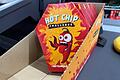 Aufgrund der «Hot Chip Challenge» mussten bereits mehrere Kinder und Jugendliche im Krankenhaus behandelt werden.  Foto: Doreen Garud, dpa       -  Das Produkt 'Hot Chip Challenge' der Marke 'Hot Chip' wurde zurückgerufen.