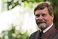 Schneidet am liebsten Rosen und bleibt bei Steingärten gelassen: Wolfram Vaitl, Präsident des Bayerischen Landesverbandes für Gartenbau und Landespflege e. V.