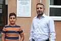 Yusef Sedo kam in die erste Klasse, ohne ein Wort Deutsch zu sprechen. Nun hat er den Sprung aufs Gymnasium geschafft. Sein Vater Ahmad Sedo hat seine Ausbildung mit 1,6 abgeschlossen.