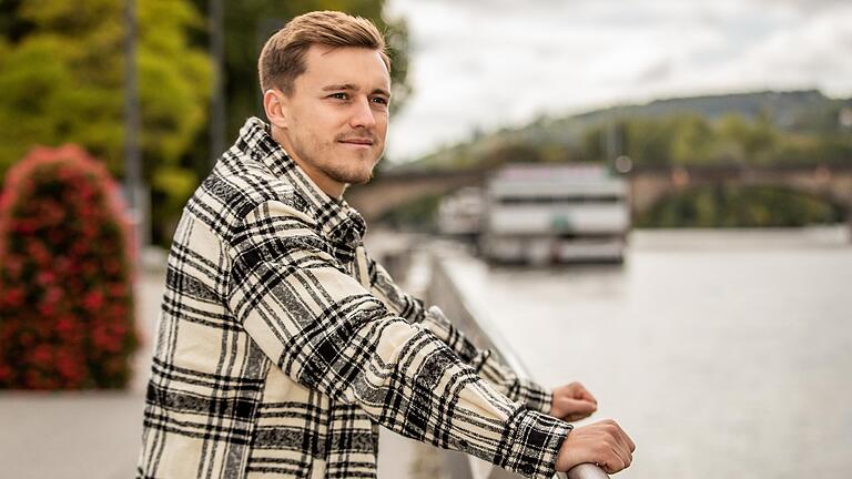 Fühlt sich in Würzburg wohl: Thomas Haas wechselte im vergangenen Sommer vom FC Schweinfurt 05 zu den Kickers. Fühlt sich in Würzburg wohl: Thomas Haas wechselte im vergangenen Sommer vom FC Schweinfurt 05 zu den Kickers.