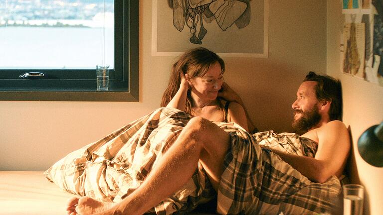 Kinostart - 'Oslo Stories: LIEBE' - Haugeruds knapp zweistündiger Film beschäftigt sich mit der Frage, wie Sex, Zärtlichkeit und romantische Beziehungen unabhängig voneinander funktionieren können. Kinostart - 'Oslo Stories: LIEBE' - Haugeruds knapp zweistündiger Film beschäftigt sich mit der Frage, wie Sex, Zärtlichkeit und romantische Beziehungen unabhängig voneinander funktionieren können.