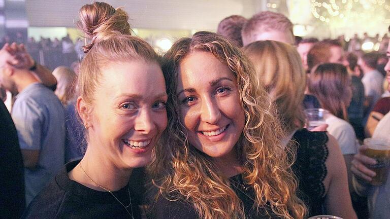 Stefanie Hümmer (34), Ebersbrunn, Christina Rogger (33), Frankfurt am Main. Stefanie Hümmer (34), Ebersbrunn, Christina Rogger (33), Frankfurt am Main.