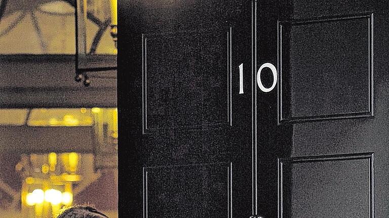 Putzen in 10 Downing Street, dem Amtssitz des britischen PremierministersFoto: afp