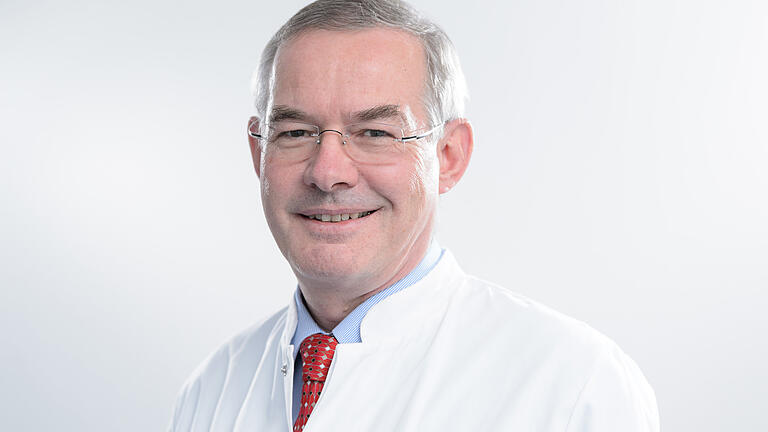 Prof. Dr. med. Christoph Wanner, Leiter der Nephrologie am Universitätsklinikum, hat die große internationale Studie mit Kollegen aus Oxford auf den Weg gebracht. Prof. Dr. med. Christoph Wanner, Leiter der Nephrologie am Universitätsklinikum, hat die große internationale Studie mit Kollegen aus Oxford auf den Weg gebracht.