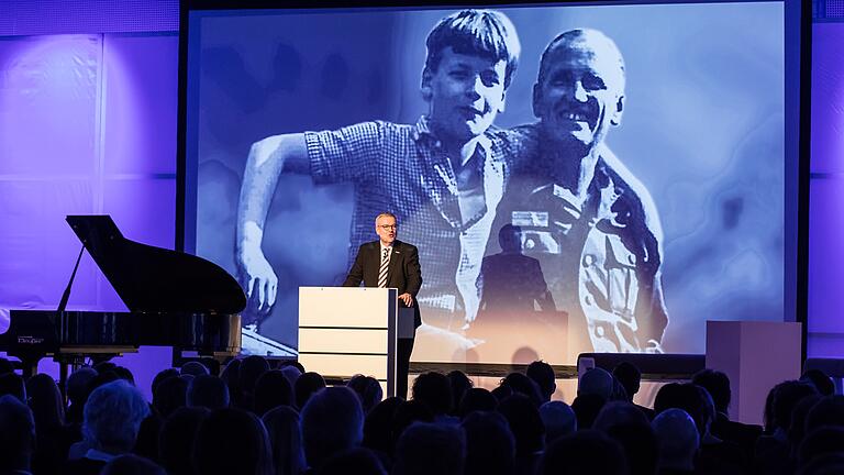 Main-Post-Geschäftsführer David Brandstätter bei seiner Neujahrsansprache im Vogel Convention Center.&nbsp;