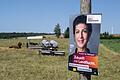 Vor der Landtagswahl in Thüringen  - Wahlplakat von BSW       -  Das Bündnis Sahra Wagenknecht wird in Thüringen als potenzieller Regierungspartner gehandelt. Doch schon vor der Wahl stellt es Bedingungen.