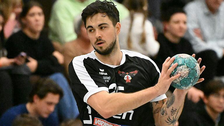 Rückkehrer Maximilian Drude erzielte sieben Tore für den HSC Bad Neustadt im Spiel gegen den SV Michelfeld. Rückkehrer Maximilian Drude erzielte sieben Tore für den HSC Bad Neustadt im Spiel gegen den SV Michelfeld.