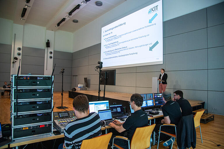 Das Zukunftsforum Schweinfurt wurde per Livestream aus dem Konferenzzentrum auf der Maininsel übertragen.&nbsp;