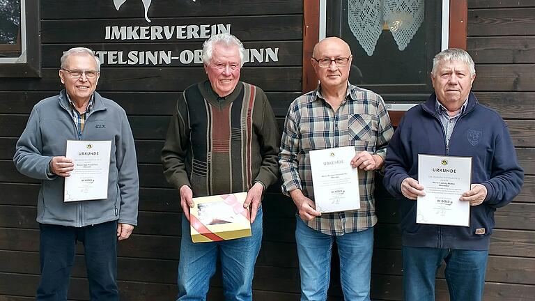 Das Foto zeigt (von links): Claus Weismantel, Kurt Walther, Bertram Preisendörfer, Ludwig Richter.