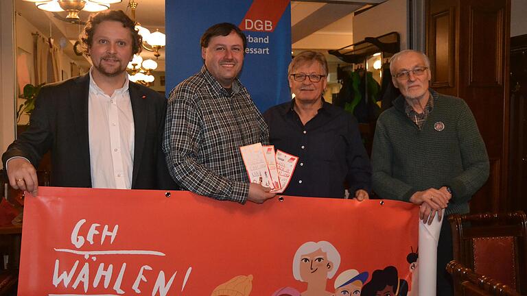 Die Gewerkschaft Main-Spessart nutzt die Kommunalwahl, um sich für bessere Arbeitnehmerrechte einzusetzen. Unser Bild zeigt von links Björn Wortmann, Stefan Rümmer, Dieter Ehrenfels und Wolfgang Tröster.