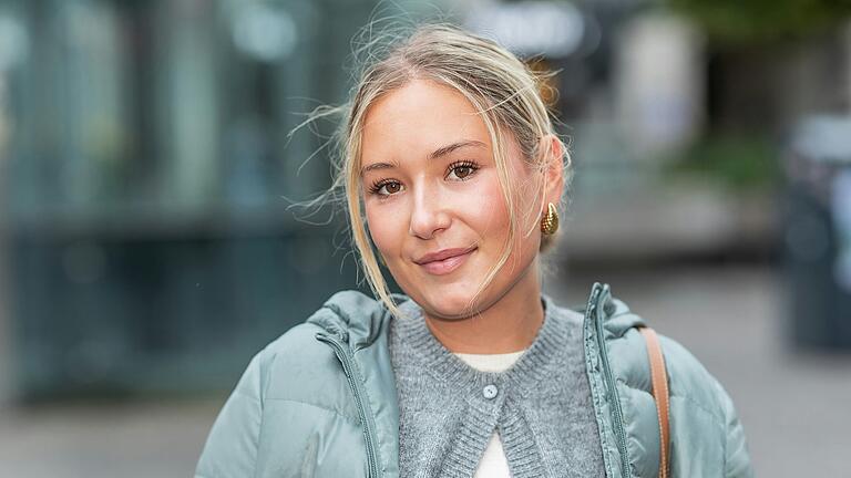 Elena Haußer wohnt im Frauenland und mag in Würzburg vor allem die Vielfalt der Menschen. Elena Haußer wohnt im Frauenland und mag in Würzburg vor allem die Vielfalt der Menschen. 