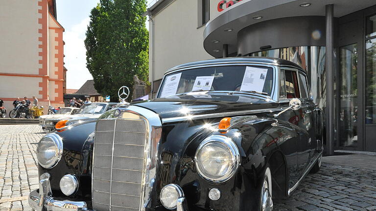 Das siebte Hofheimer Oldtimertreffen erlebte einen Besucherrekord.