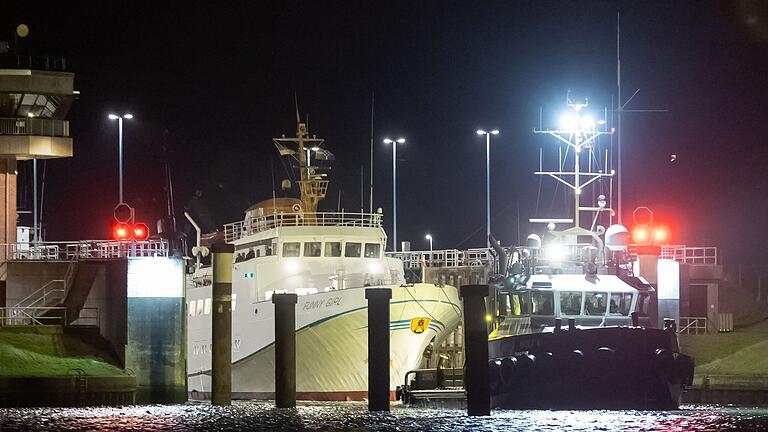 Manövrierunfähige Helgolandfähre erreicht Festland       -  Die &bdquo;Funny Girl&rdquo; trieb manövrierunfähig auf der Nordsee (Foto aktuell).