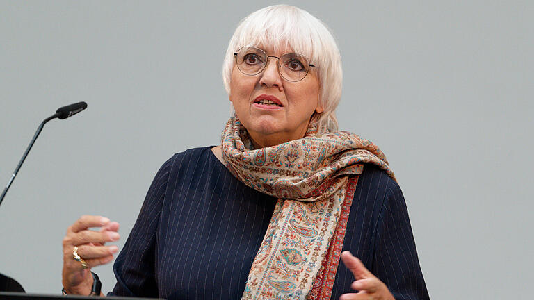 Pk zum Deutschen Fotoinstitut.jpeg       -  Kulturstaatsministerin Claudia Roth (Grüne) spricht über die Documenta, die Berlinale und die Landtagswahlen in Bayern.