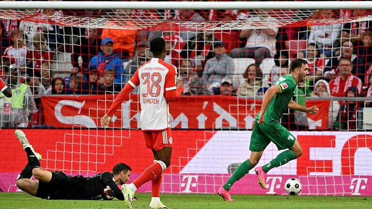 Bayern München - FC Augsburg.jpeg       -  Spät war Dion Beljo am Sonntag noch das 1:3 für den FC Augsburg gelungen.