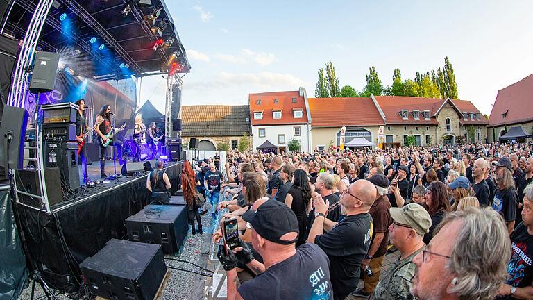 Im Vorjahr begeisterte Doro mit Band das Publikum. Dieses Jahr läuten die Sportfreunde Stiller am 27. Juni die Kulturtage auf Gut Wöllried ein.