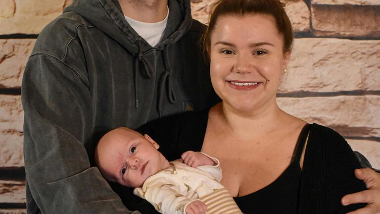 Fynn ist der neue Lebensmittelpunkt von Josephine Otto und Julian Heckenlauer. Fynn ist der neue Lebensmittelpunkt von Josephine Otto und Julian Heckenlauer.