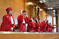 130357591.jpg       -  Rote Richterrobe vor Bundesadler. Das Verfassungsgericht in Karlsruhe ist das höchste deutsche Gericht.