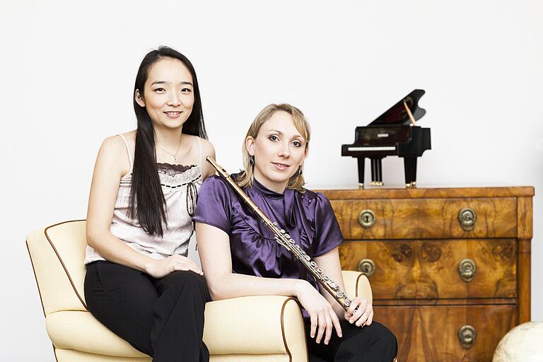 Corinna Döring und Tayuko Nakao spielen als 'Duo op. 19' Kammermusik. Am 24. November sind sie wieder einmal in Gerolzhofen zu Gast.