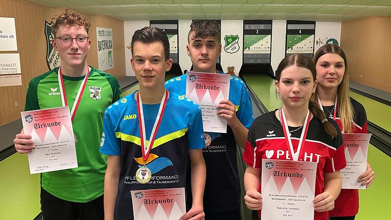 Auf dem Foto von links: Max Karasch, Fabrice Hahn, Lukas Larisch, Fabiola Lochner, Felicia Lochner. Auf dem Foto von links: Max Karasch, Fabrice Hahn, Lukas Larisch, Fabiola Lochner, Felicia Lochner.