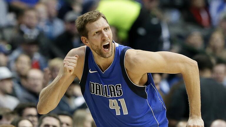 Dirk Nowitzki       -  Dirk Nowitzki zählt laut einer Rangliste zu den 1000 reichsten Deutschen.