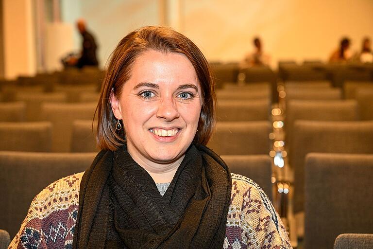 Saskia Grünenthal fand besonders die Publikumsfragen über Wohnungsnot und psychosozialen Dienst relevant. Saskia Grünenthal fand besonders die Publikumsfragen über Wohnungsnot und psychosozialen Dienst relevant.