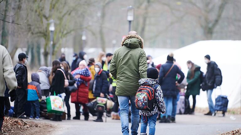 Kriegsflüchtlinge.jpeg       -  Aus der Ukraine sind bereits zehntausende Flüchtlinge nach Deutschland gekommen.