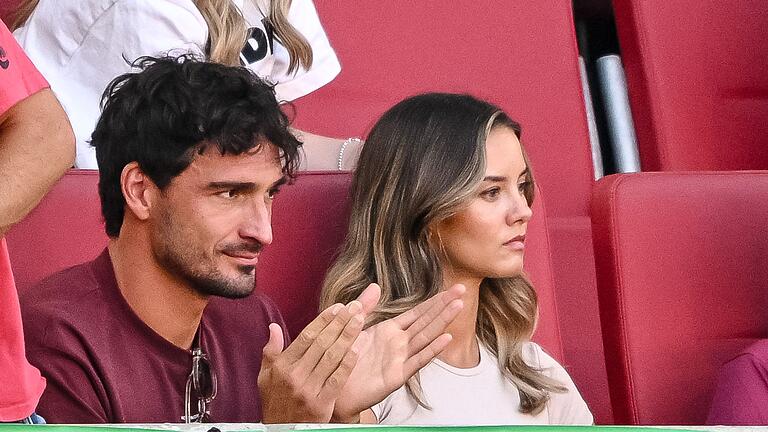 Mats Hummels       -  Der Verteidiger muss noch auf sein Debüt bei der AS Rom warten.