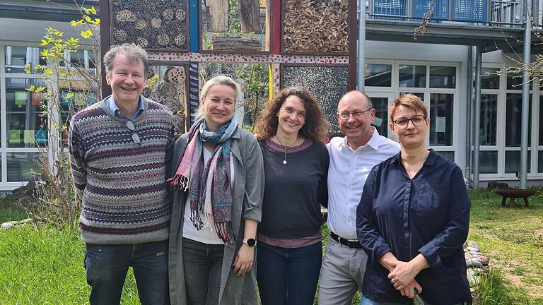 Schulübergreifende Zusammenarbeit während der Projektwoche:&nbsp; Martin Schwab (Lehrer - AKG), Viola Keil (Lehrerin - MKS), Andrea Schielke (Lehrerin RS-KT), Bernd Lussert (Rektor - MKS) und Barbara Brenner (Konrektorin - MKS).