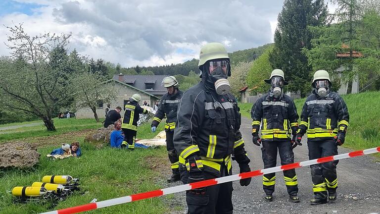 500 Einsatzkräfte des Landkreises Fulda übten den Katastrophenfall auf dem Truppenübungsplatz Wildflecken.       -  500 Einsatzkräfte des Landkreises Fulda übten den Katastrophenfall auf dem Truppenübungsplatz Wildflecken.