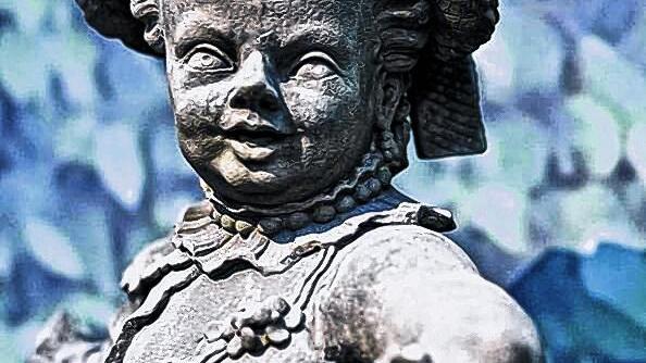 Gartenzeit: Figur von Ferdinand Tietz. Gartenzeit: Figur von Ferdinand Tietz.