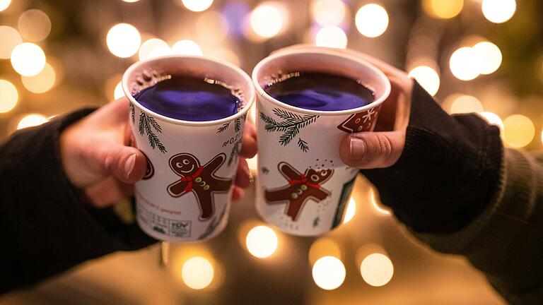 Glühwein geht nicht nur zur Weihnachtszeit, das zeigt die zweite Winterhäuser Glühweinwanderung. Glühwein geht nicht nur zur Weihnachtszeit, das zeigt die zweite Winterhäuser Glühweinwanderung.