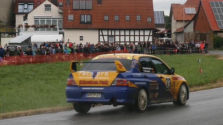 Viele Motorsportfans verfolgten das Renngeschehen.
