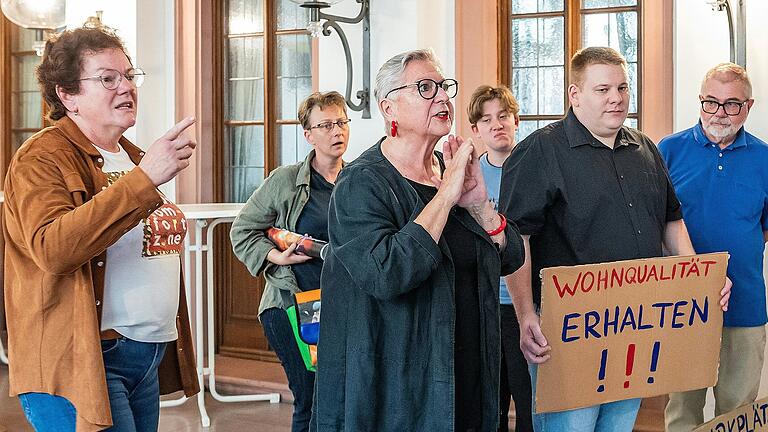 Sauer: 'Wenn es nötig ist, kommen wir auch noch öfter ins Rathaus. So lange, bis wir gehört werden.'