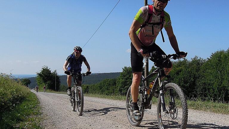 Die Länge der Mountainbike-Strecken in der Rhön und ihrem Vorland soll sich verdoppeln. Dazu müssen aber die unterschiedlichsten Interessen unter einen Hut gebracht werden.