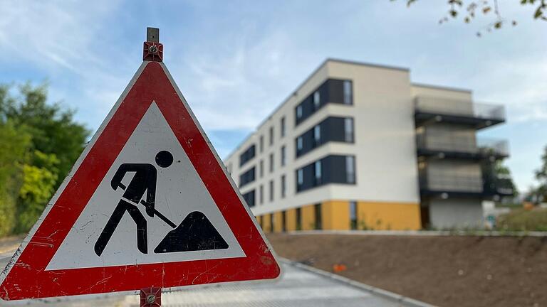 Endspurt bei den Arbeiten: Der Neubau des Franziska-Streitel-Altenheims in Mellrichstadt wird am kommenden Freitag, 13. September, eröffnet. Endspurt bei den Arbeiten: Der Neubau des Franziska-Streitel-Altenheims in Mellrichstadt wird am kommenden Freitag, 13. September, eröffnet.